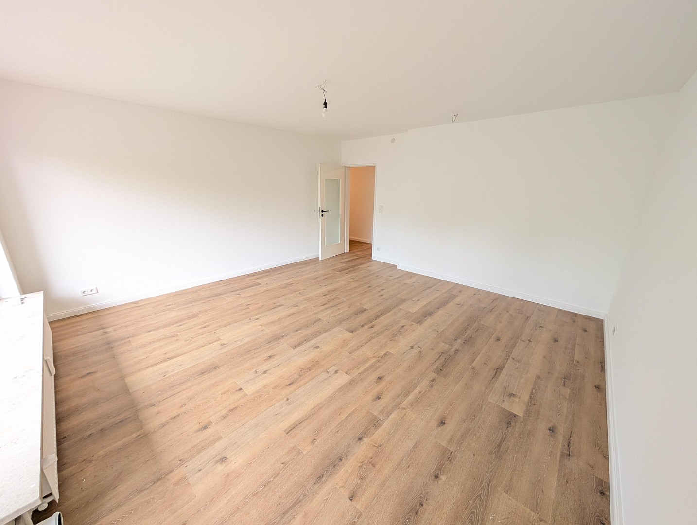 PROVISIONSFREI | Erstbezug nach Sanierung: 3-Zimmer-Wohnung mit 2 Balkonen & Tiefgaragenstellplatz – Hamburg – Vorschaubild 23