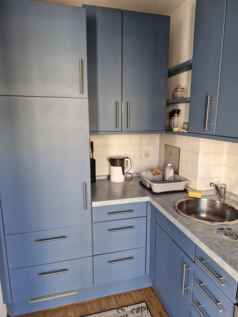 Schöne möblierte 2-Zimmer-Wohnung mit 1 großen Balkon in der Schwanthalerhöhe – München – Vorschaubild 11