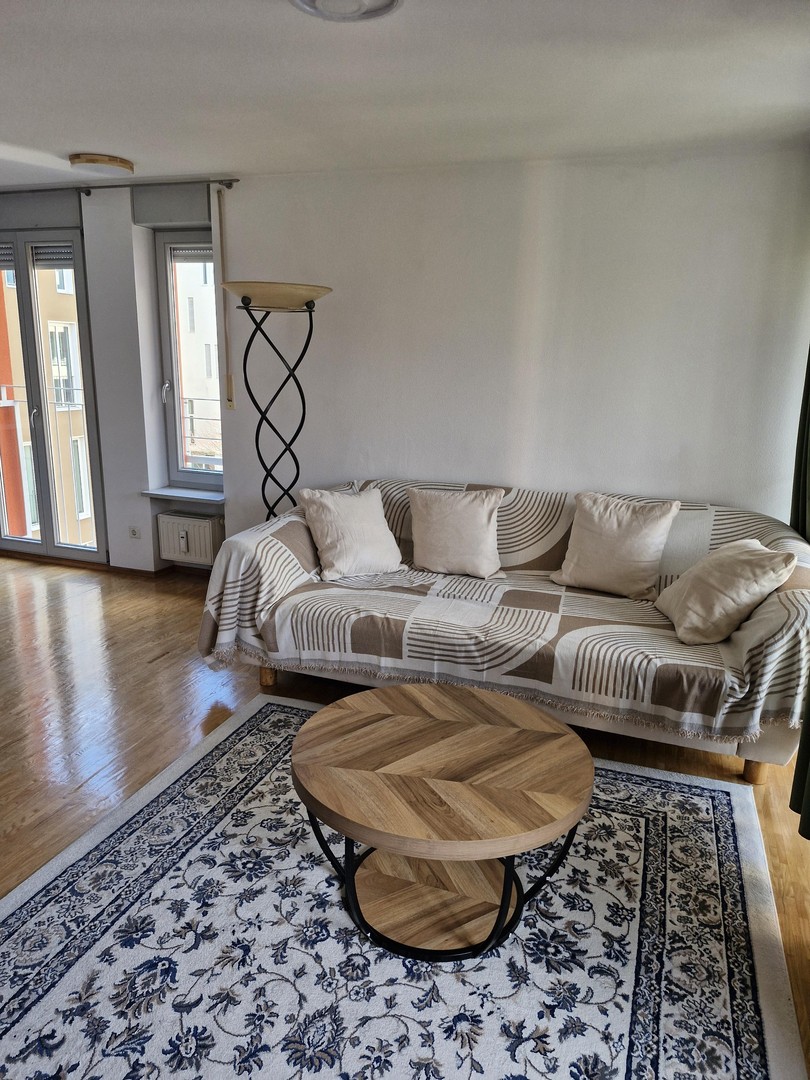 Schöne möblierte 2-Zimmer-Wohnung mit 1 großen Balkon in der Schwanthalerhöhe – München – Vorschaubild 16