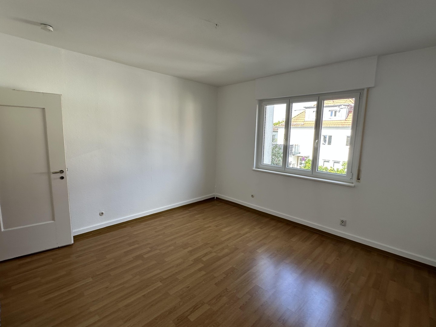 Sonnige, stilvolle 4-Zimmer Wohnung (110qm) in ruhiger Lage - Blick ins Grüne – Stuttgart – Vorschaubild 6