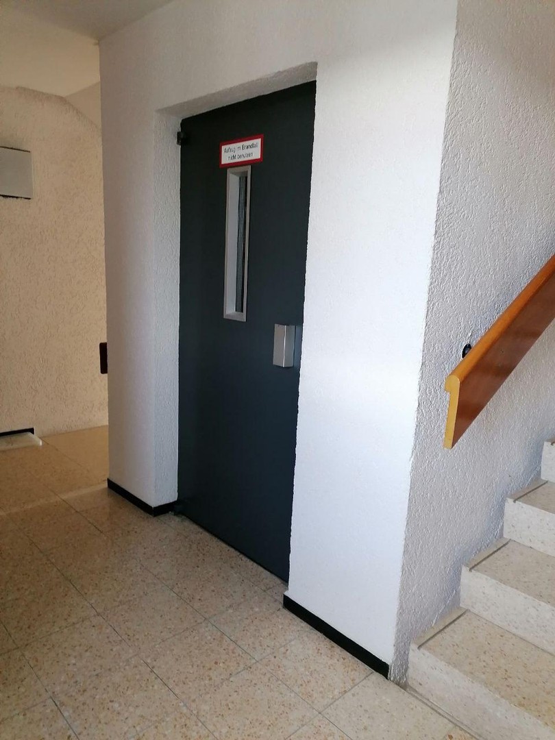 Stilvolle 3,5-Zimmer Penthousewohnung (ca. 95 m²) in Stuttgart-Möhringen – Stuttgart – Vorschaubild 4