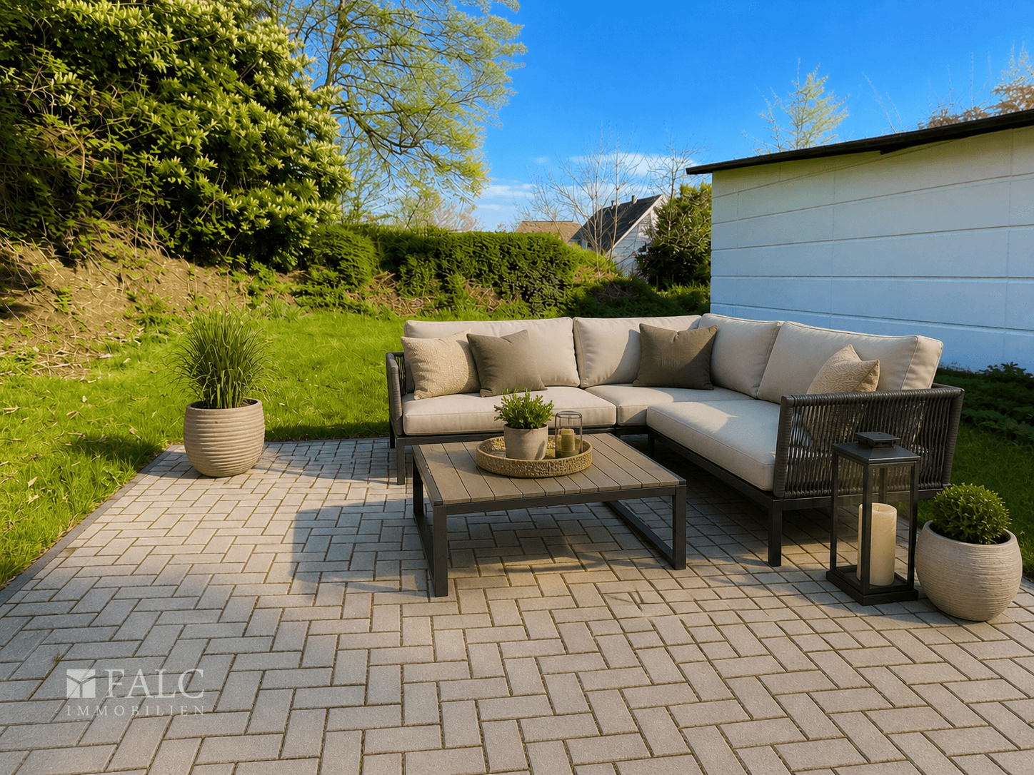 Attraktives Gesamtpaket: modernes Wohnhaus, vermietete Halle & Baupotenzial – Remscheid – Vorschaubild 9