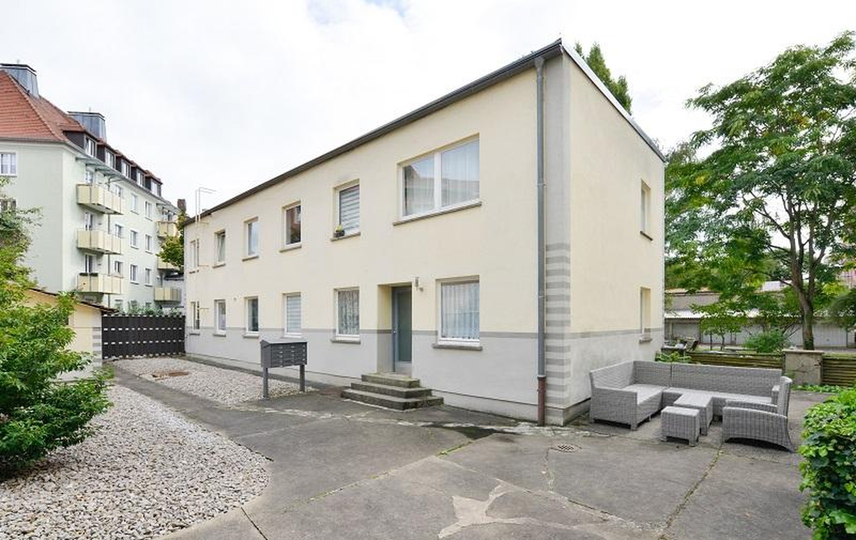 Renditestarkes Anlageobjekt in Uni-Nähe: 14 möblierte Zimmer in zentraler Lage von Würzburg – Würzburg – Bild 1 von 9