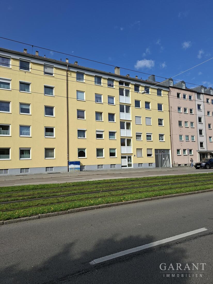 Frisch sanierte 1 Zimmer-Wohnung mit Tiefgaragen-Stellplatz & Kellerabteil in München-Obergiesing – München – Vorschaubild 6