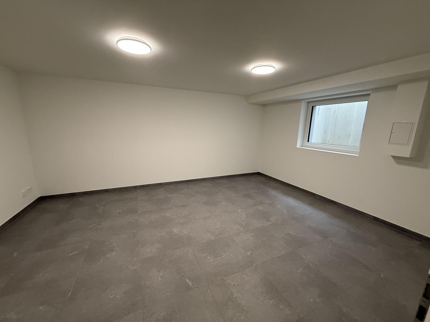 Hochwertiges Architekten - Einfamilienhaus 6-Zimmer mit EBK in Bad Homburg KFW 55 – Bad Homburg – Vorschaubild 39