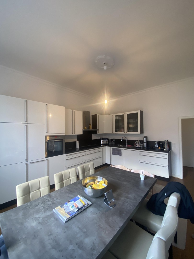Stilvolles Wohnen mit historischem Charme im Altbau – Düsseldorf – Vorschaubild 8