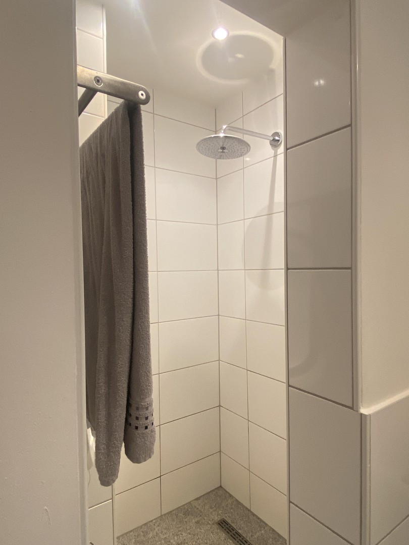 Stilvolles Wohnen mit historischem Charme im Altbau – Düsseldorf – Vorschaubild 12