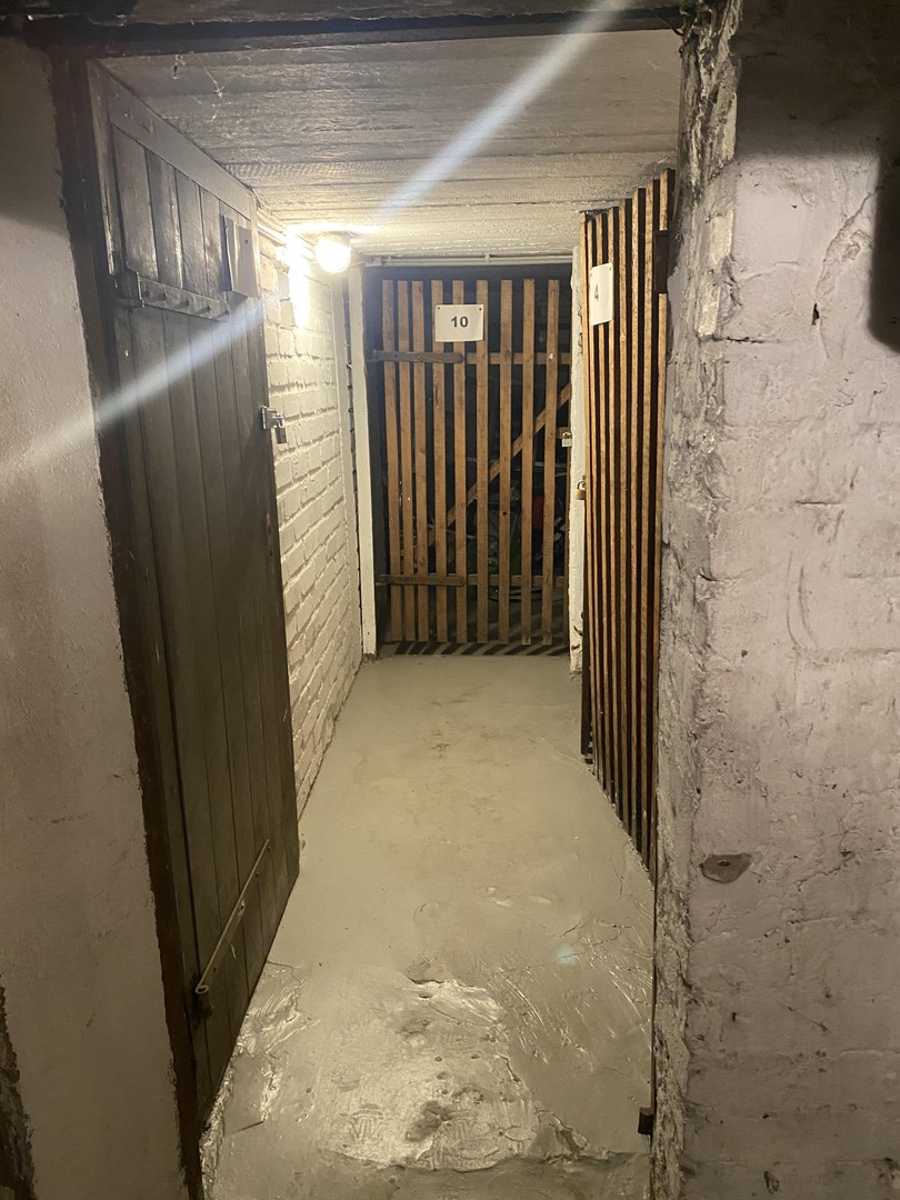 Stilvolles Wohnen mit historischem Charme im Altbau – Düsseldorf – Vorschaubild 21