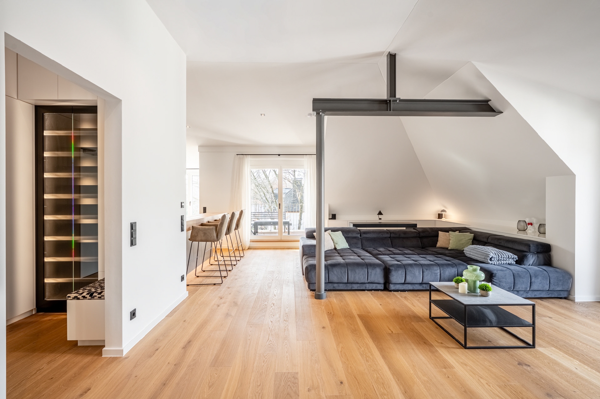 AIGNER - Erstbezug! Exklusives Penthouse: Design-Highlight in Bestlage Harlaching – München – Vorschaubild 2