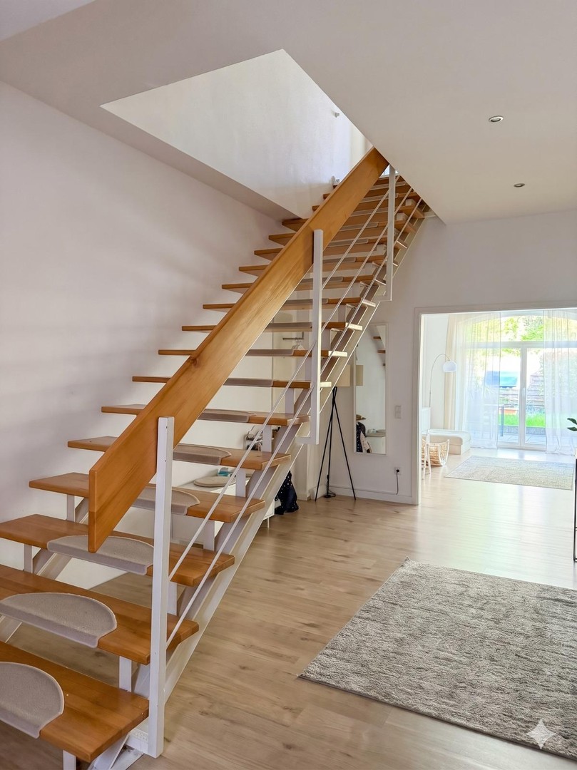Exklusiv saniertes Gartenhaus ca. 150qm WFL, 3 Schlafzimmer, schöne Terrasse etc. – Mönchengladbach – Vorschaubild 14