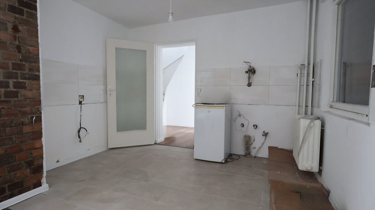 Freistehendes Einfamilienhaus mit Entwicklungspotenzial in Marienfelde – Berlin / Marienfelde – Vorschaubild 3