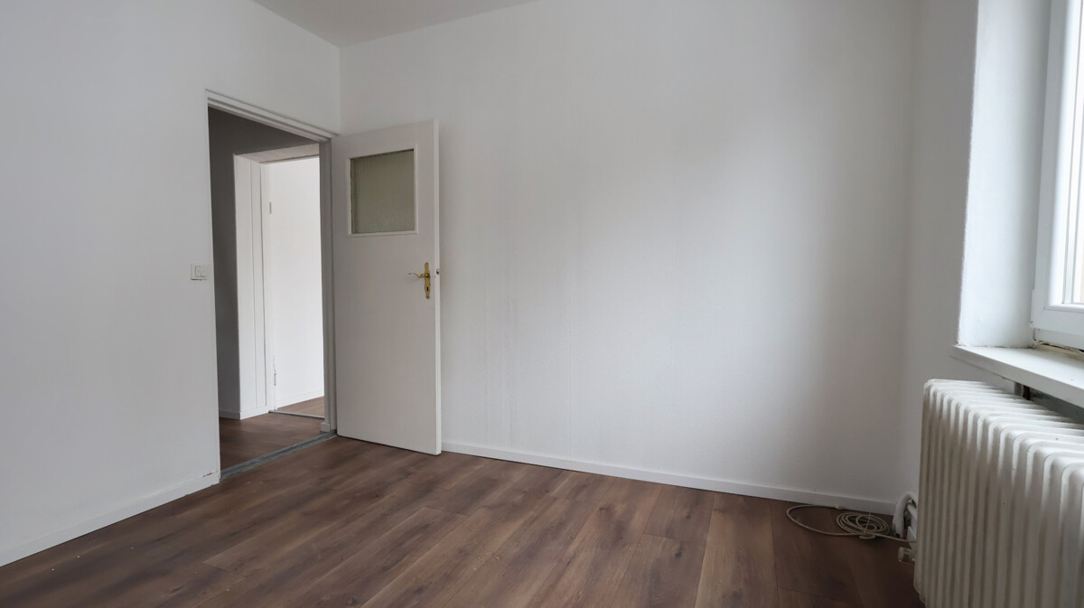 Freistehendes Einfamilienhaus mit Entwicklungspotenzial in Marienfelde – Berlin / Marienfelde – Vorschaubild 6