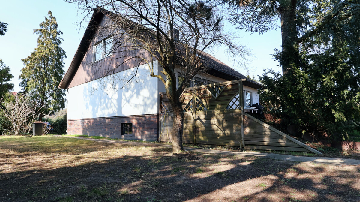 Freistehendes Einfamilienhaus in Mariendorf nahe dem Britzer Garten – Berlin / Mariendorf – Vorschaubild 3
