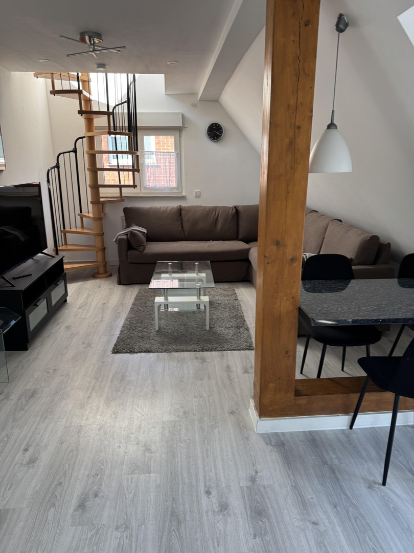 Möblierte 3-Zimmer-Wohnung mit Balkon und kostenlosen Parkplätzen – Düsseldorf – Vorschaubild 10