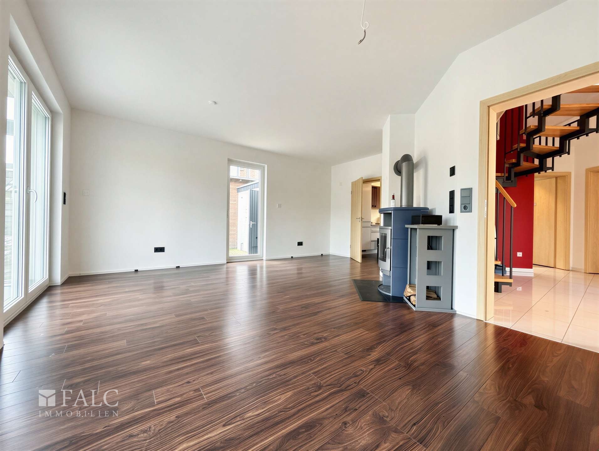 Wohnen mit Komfort in Wahlscheid: Einfamilienhaus mit Kamin, Garten und moderner Küche – Lohmar – Vorschaubild 7
