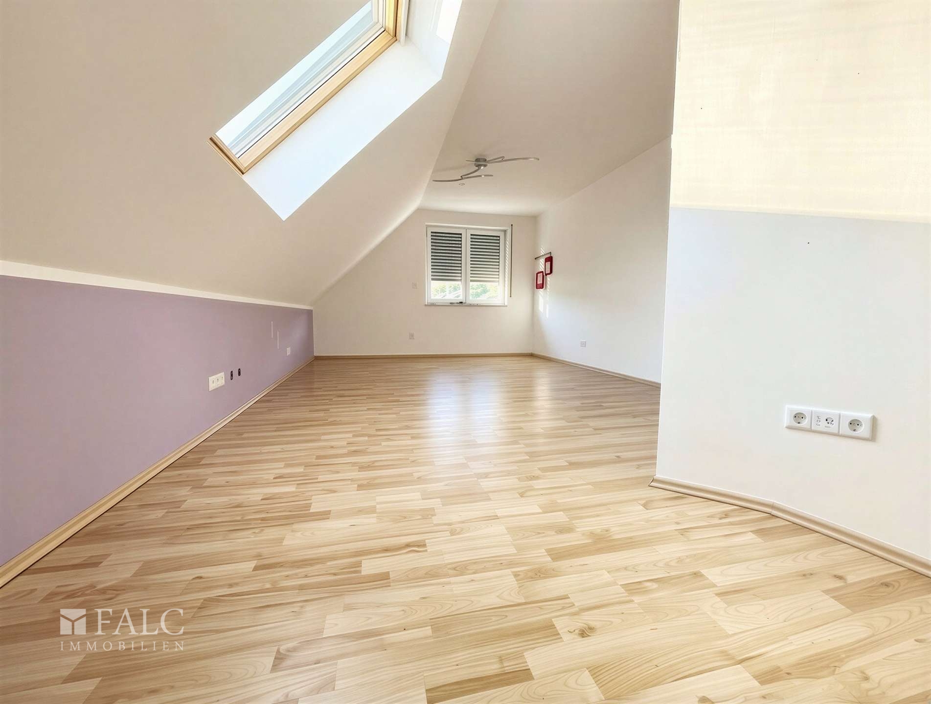 Wohnen mit Komfort in Wahlscheid: Einfamilienhaus mit Kamin, Garten und moderner Küche – Lohmar – Vorschaubild 16