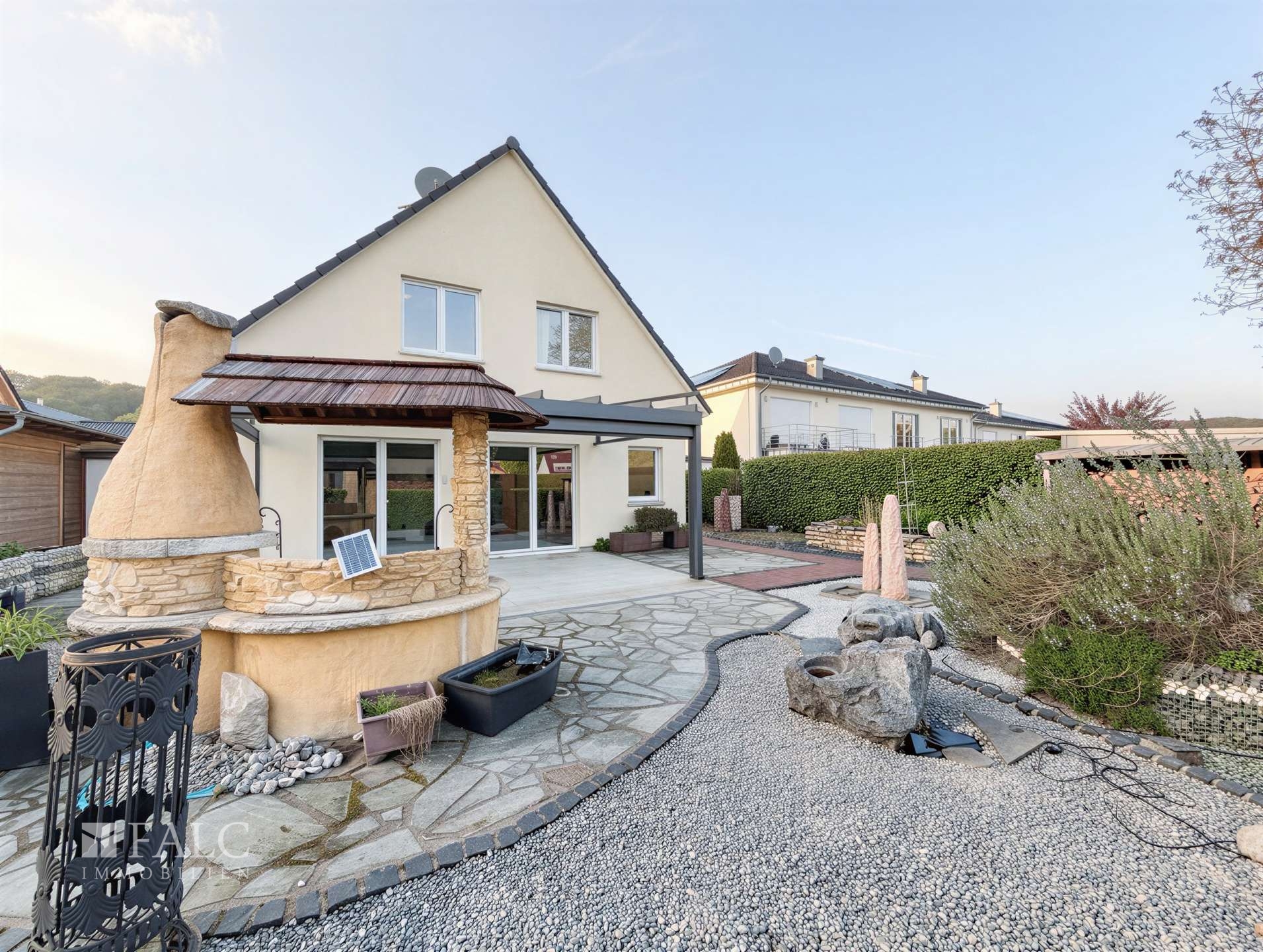 Wohnen mit Komfort in Wahlscheid: Einfamilienhaus mit Kamin, Garten und moderner Küche – Lohmar – Vorschaubild 17