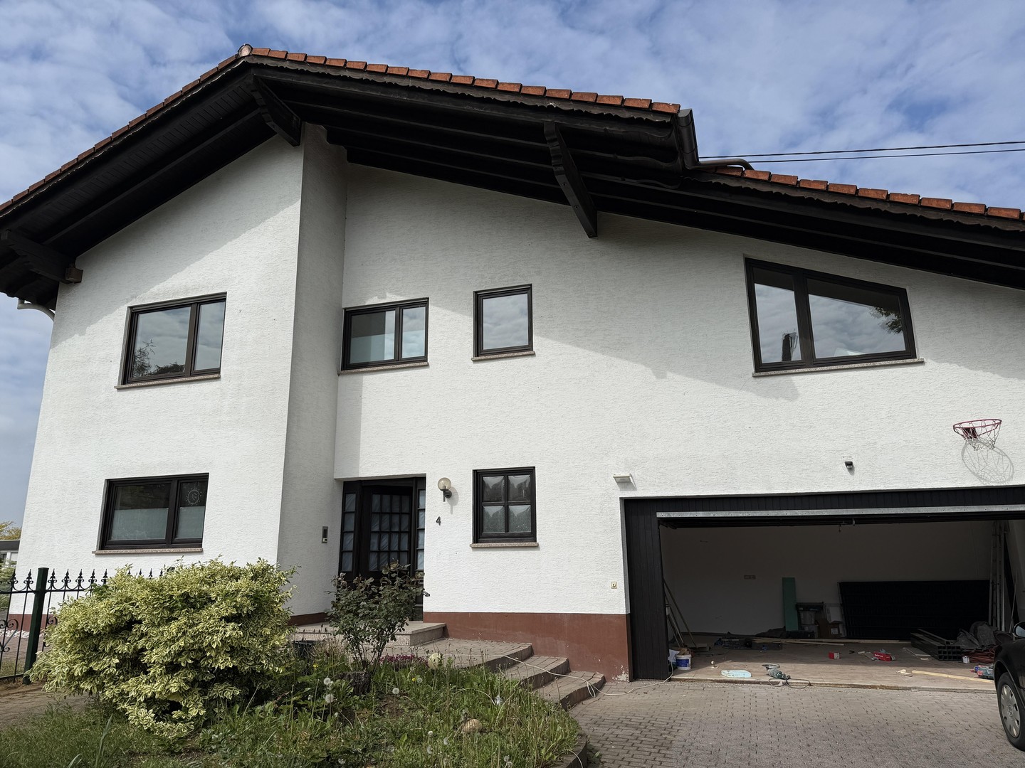 Wohnhaus in besonderer Lage – Ransbach-Baumbach – Vorschaubild 2