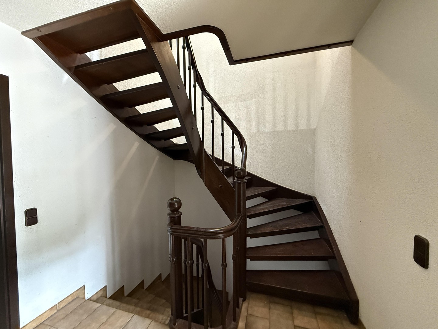 Wohnhaus in besonderer Lage – Ransbach-Baumbach – Vorschaubild 7