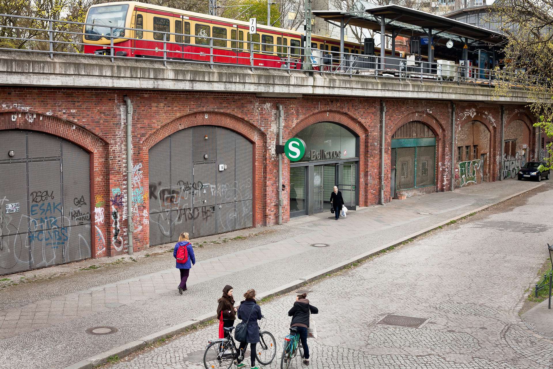 Wohnen in Moabit: Charmante 3 Zimmer-Altbauwohnung mit Balkon – Berlin – Vorschaubild 11