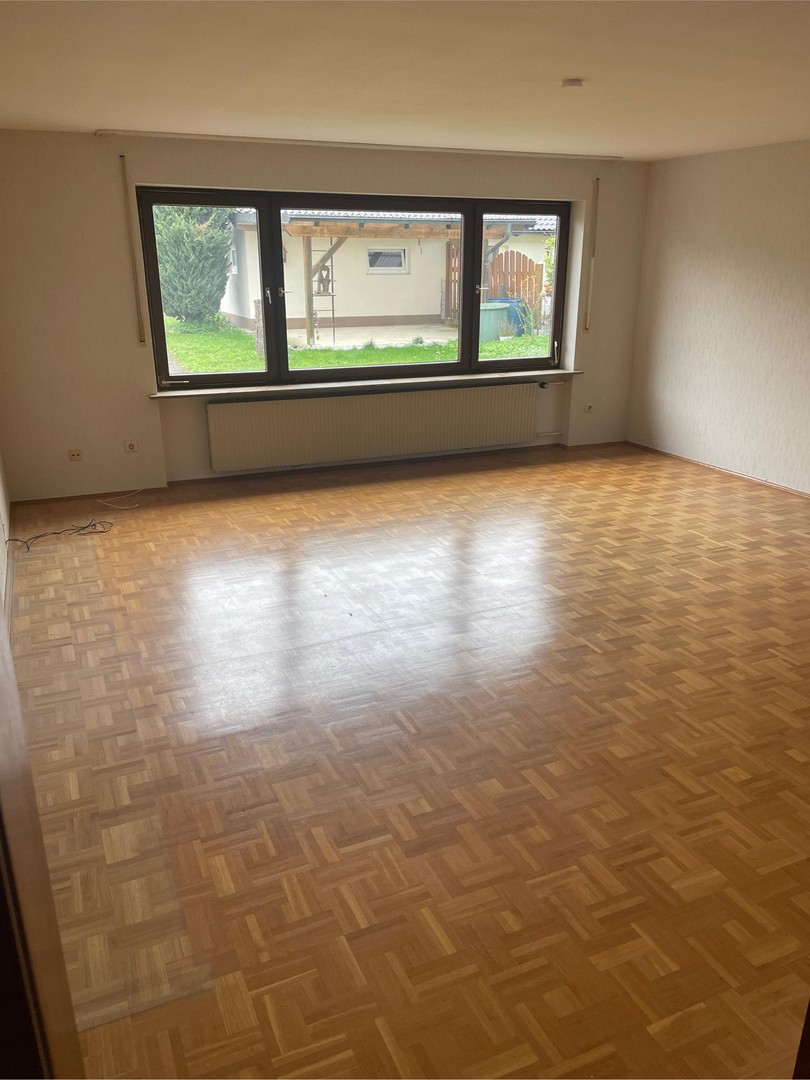 Ein-/Zweifamilienhaus mit Einzelgarage in zentraler Lage von Crailsheim zu verkaufen – Crailsheim – Vorschaubild 8