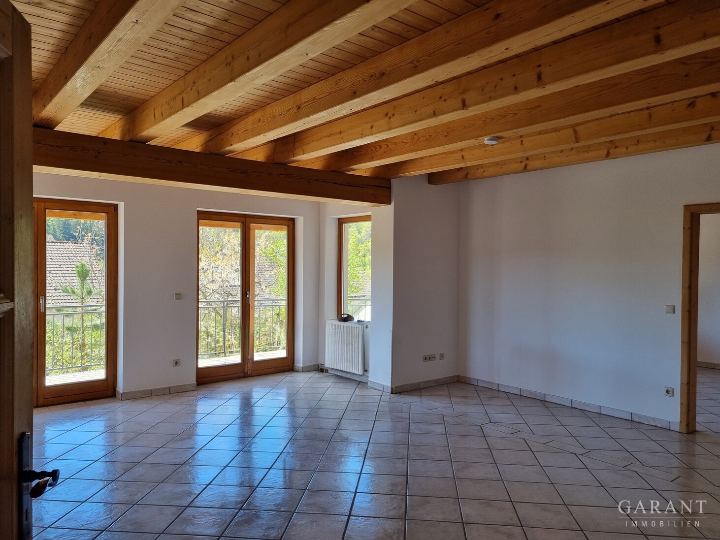 Großzüges Einfamilienhaus mit Einliegerwohnung – Titting – Vorschaubild 7