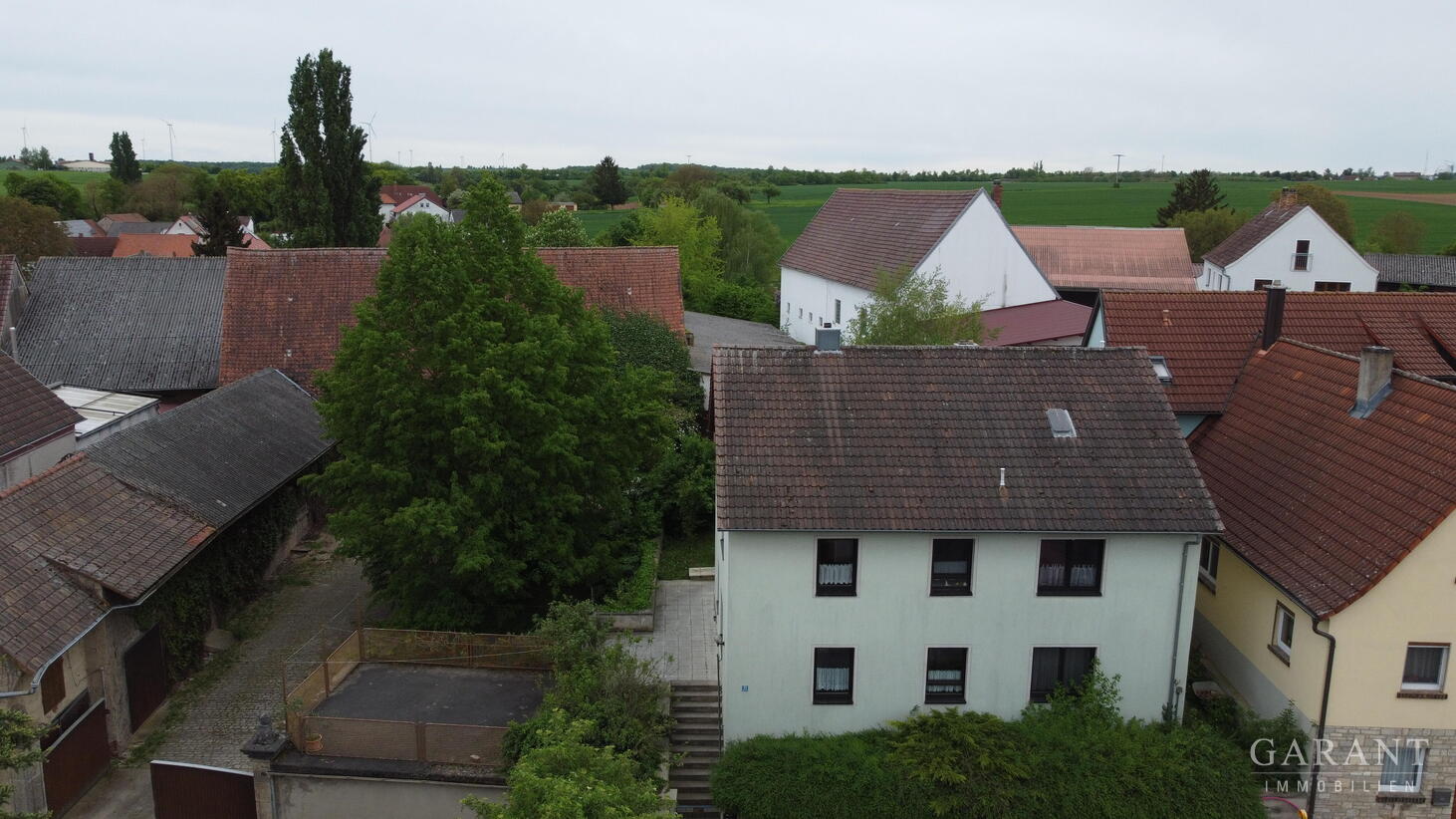 bg