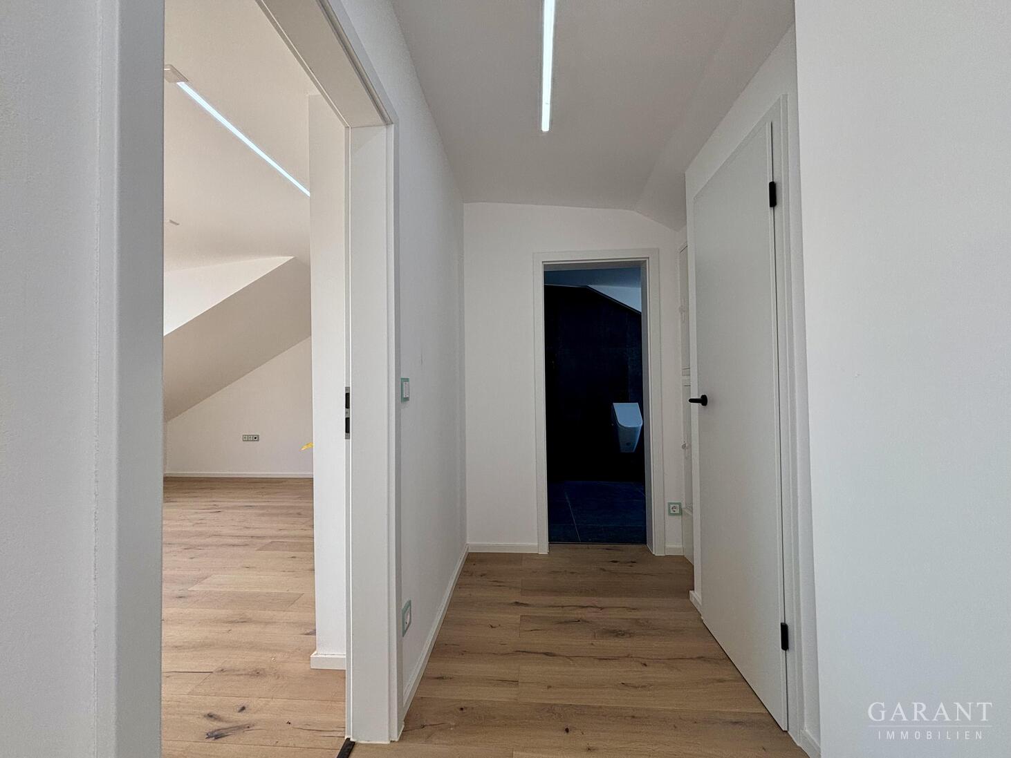 Exklusive Dachgeschoss-Wohnung in Stuttgart-West – Stuttgart – Vorschaubild 8
