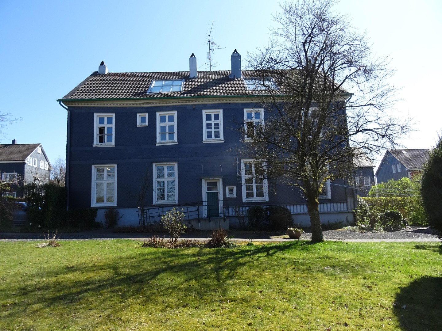 WOHNEN in der ALTEN SCHULE – Wermelskirchen – Vorschaubild 2