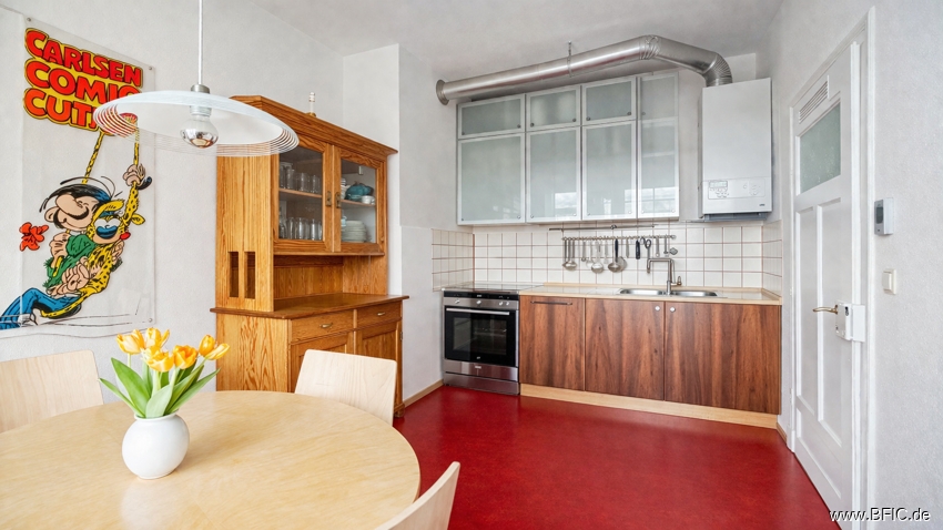 Charmante Altbauwohnung mit Balkon im Münchner Westend – München Schwanthalerhöhe – Vorschaubild 4