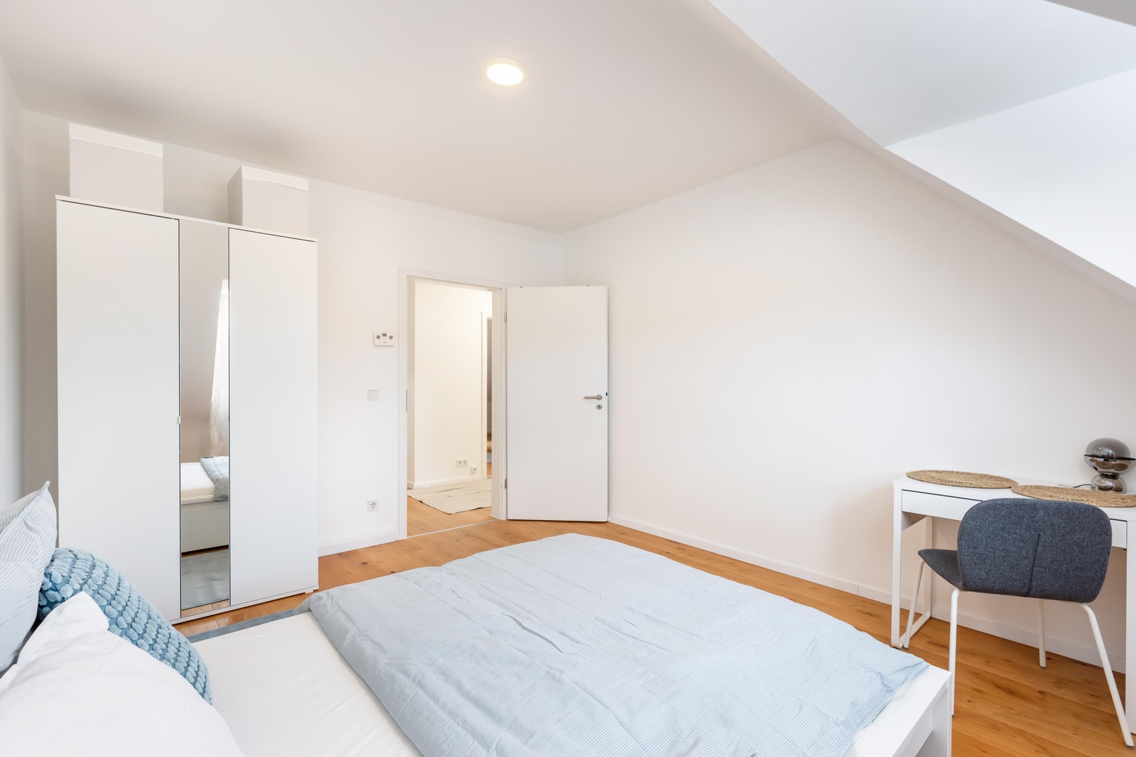 2 Zimmer-Wohnung in Düsseldorf Wersten – Düsseldorf – Vorschaubild 3