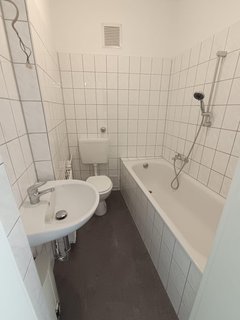 Renovierte, moderne 2-Zimmer Wohnung – Duisburg – Vorschaubild 4