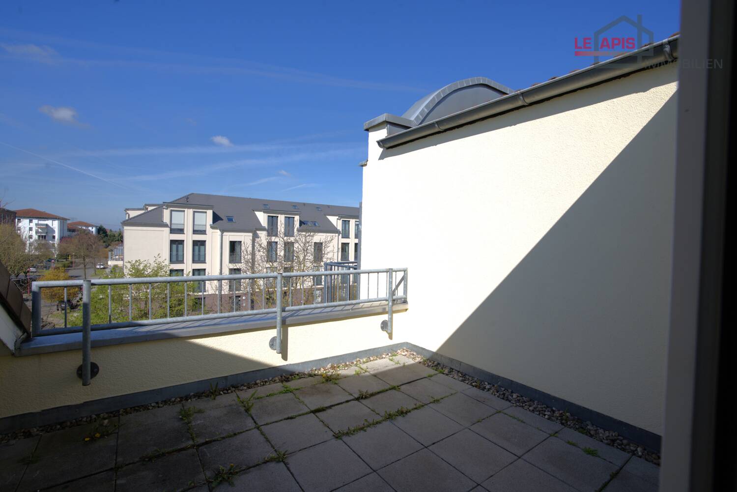 SCHICKE, HELLE DG-1-RWG IN GRÜNER LAGE M. DACHTERRASSE U. TG-STELLPL. IM BELIEBTEN LPZ.-LINDENTHAL – Leipzig – Vorschaubild 10