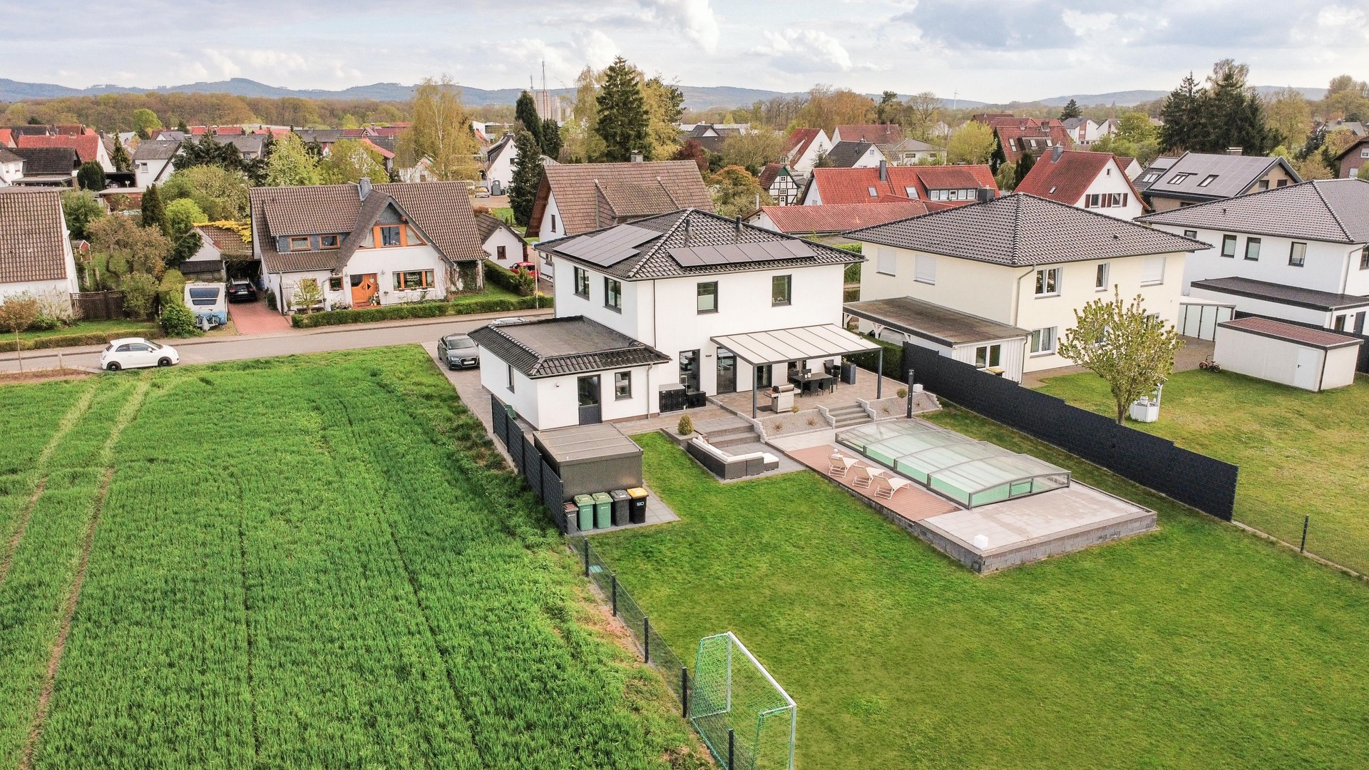 Exklusive Design-Villa mit Pool, Weitblick & modernster Energietechnik - Rückzugsort der Extraklasse – Espelkamp – Vorschaubild 40