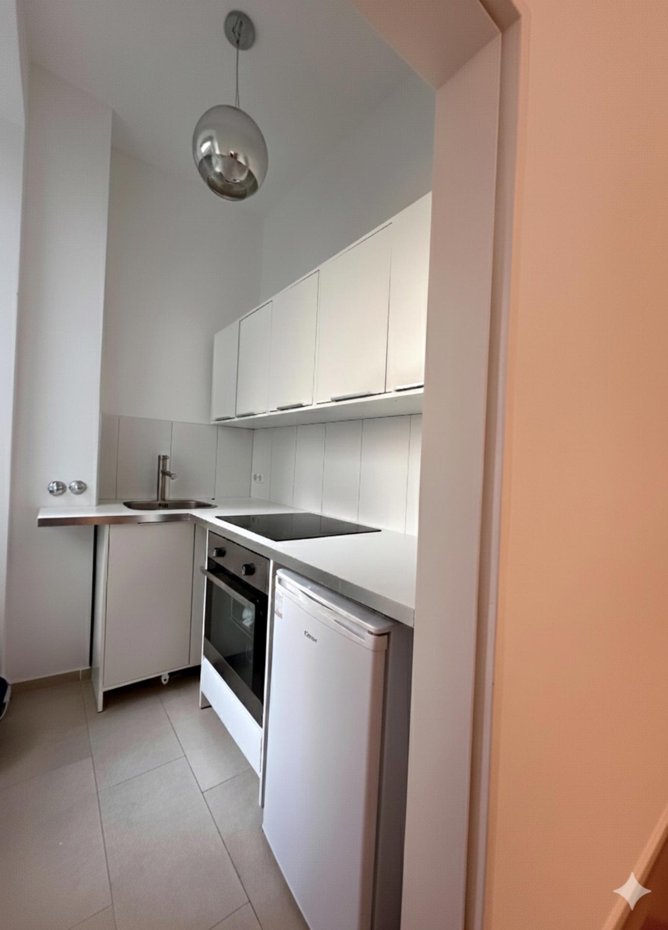 Urbane 1,5-Zimmer-Wohnung zum Kauf in Berlin-Mitte – Berlin – Vorschaubild 3