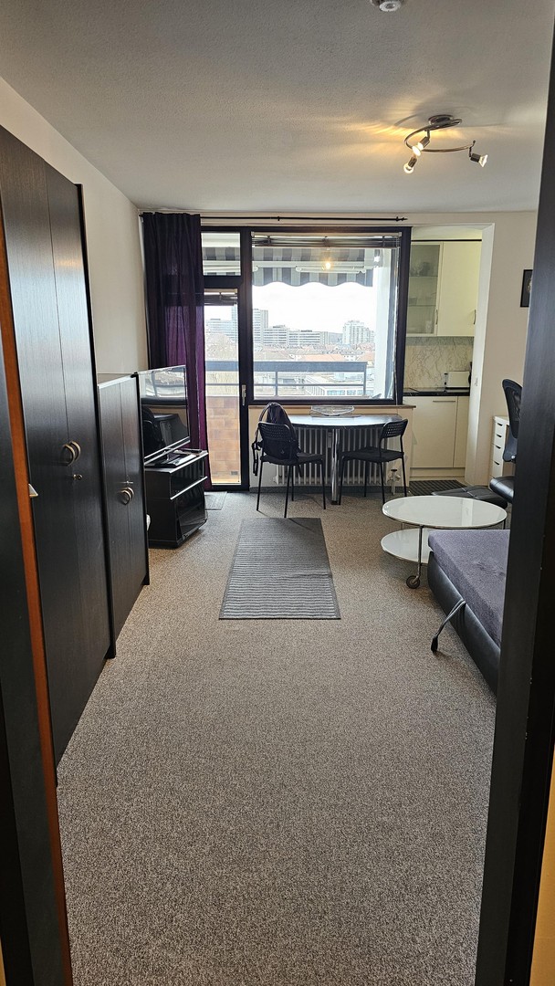 Vollmöbliertes 1-Zimmer Apartment in sehr zentraler Lage – Nürnberg – Vorschaubild 2
