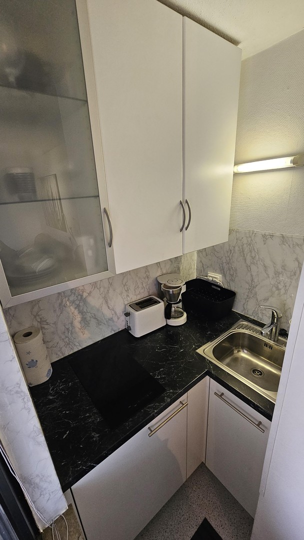 Vollmöbliertes 1-Zimmer Apartment in sehr zentraler Lage – Nürnberg – Vorschaubild 11