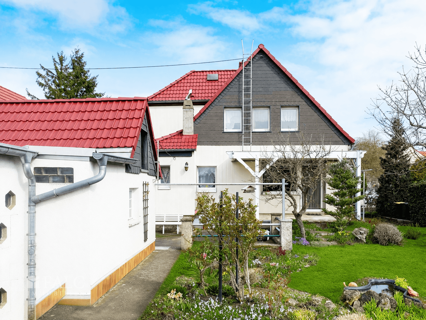 Gefunden! Familienglück im Norden von Erfurt: 5 Zimmer, Garten, Sonne, Zukunft, voll unterkellert – Erfurt – Vorschaubild 2