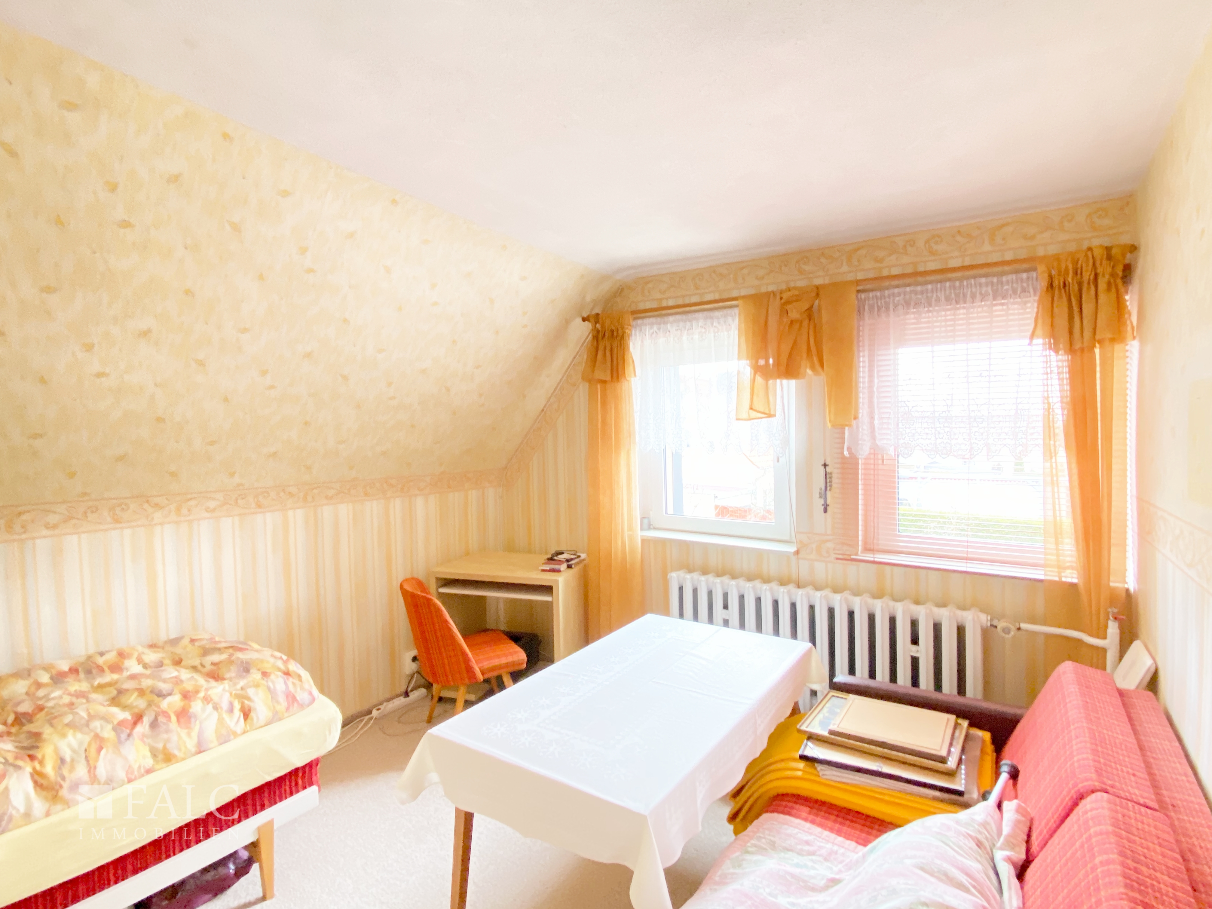 Gefunden! Familienglück im Norden von Erfurt: 5 Zimmer, Garten, Sonne, Zukunft, voll unterkellert – Erfurt – Vorschaubild 12