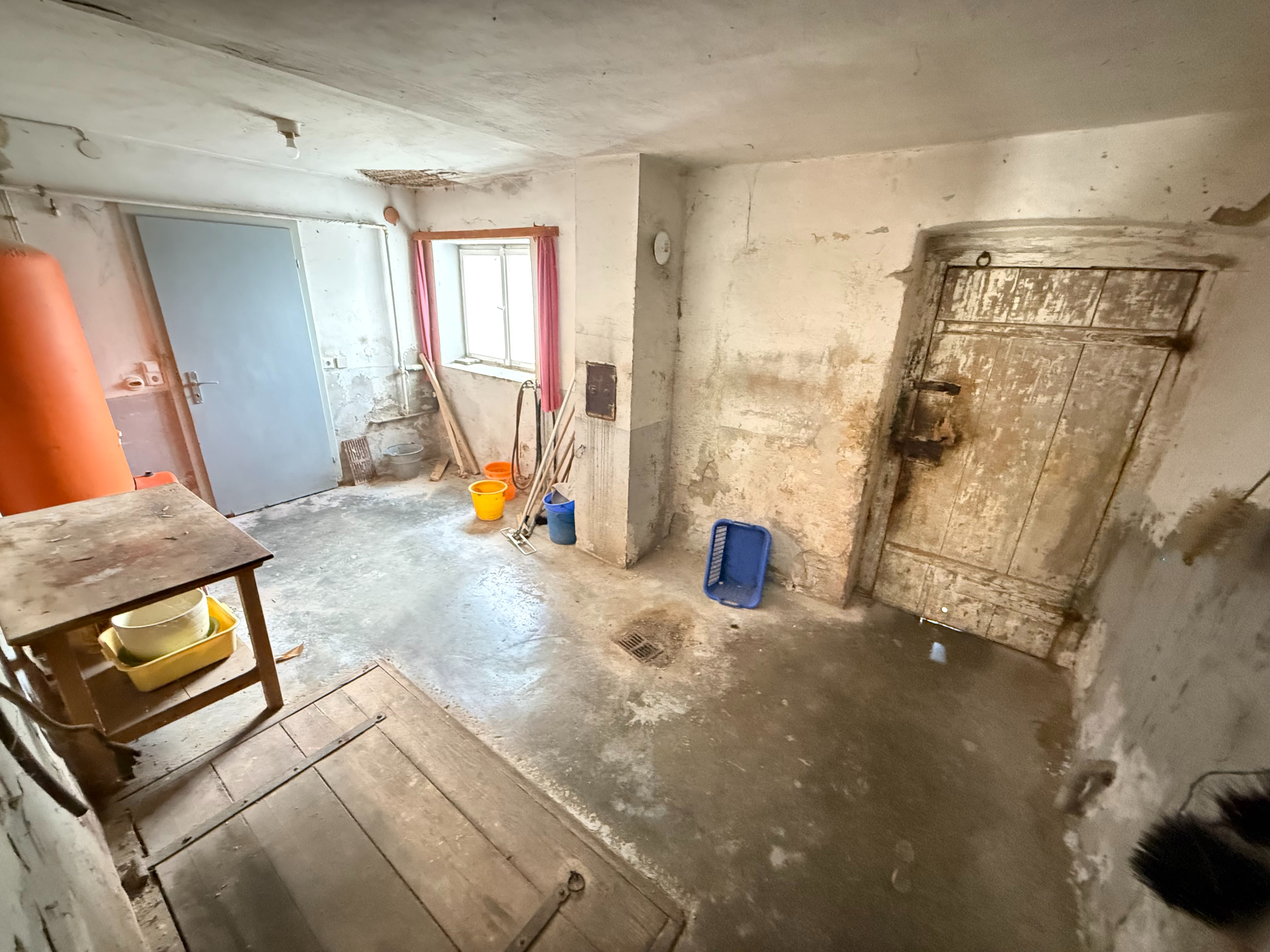 Sanierungsbedürftiges Bauernhaus in einem Teilort von Isny * 900 m² Wohn- und Nutzfläche * – Isny im Allgäu – Vorschaubild 9