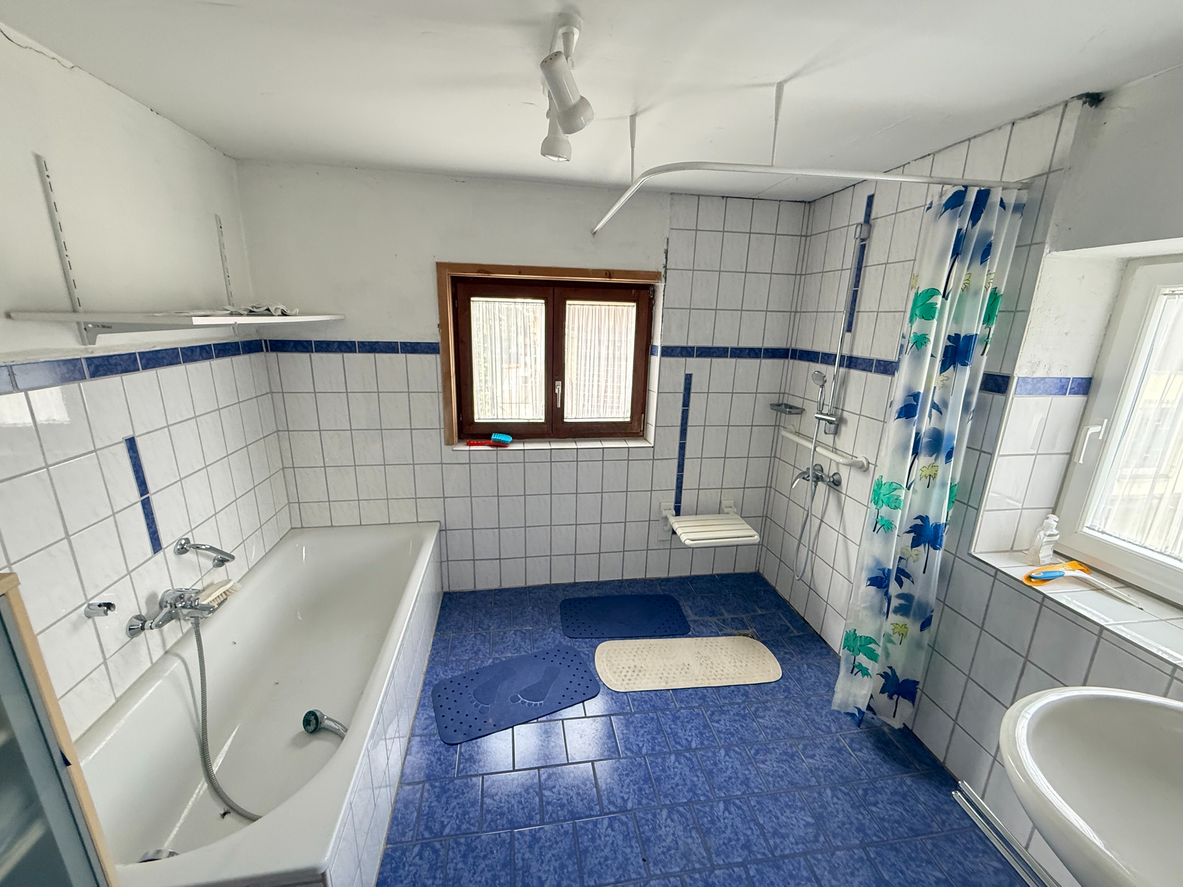 Sanierungsbedürftiges Bauernhaus in einem Teilort von Isny * 900 m² Wohn- und Nutzfläche * – Isny im Allgäu – Vorschaubild 10