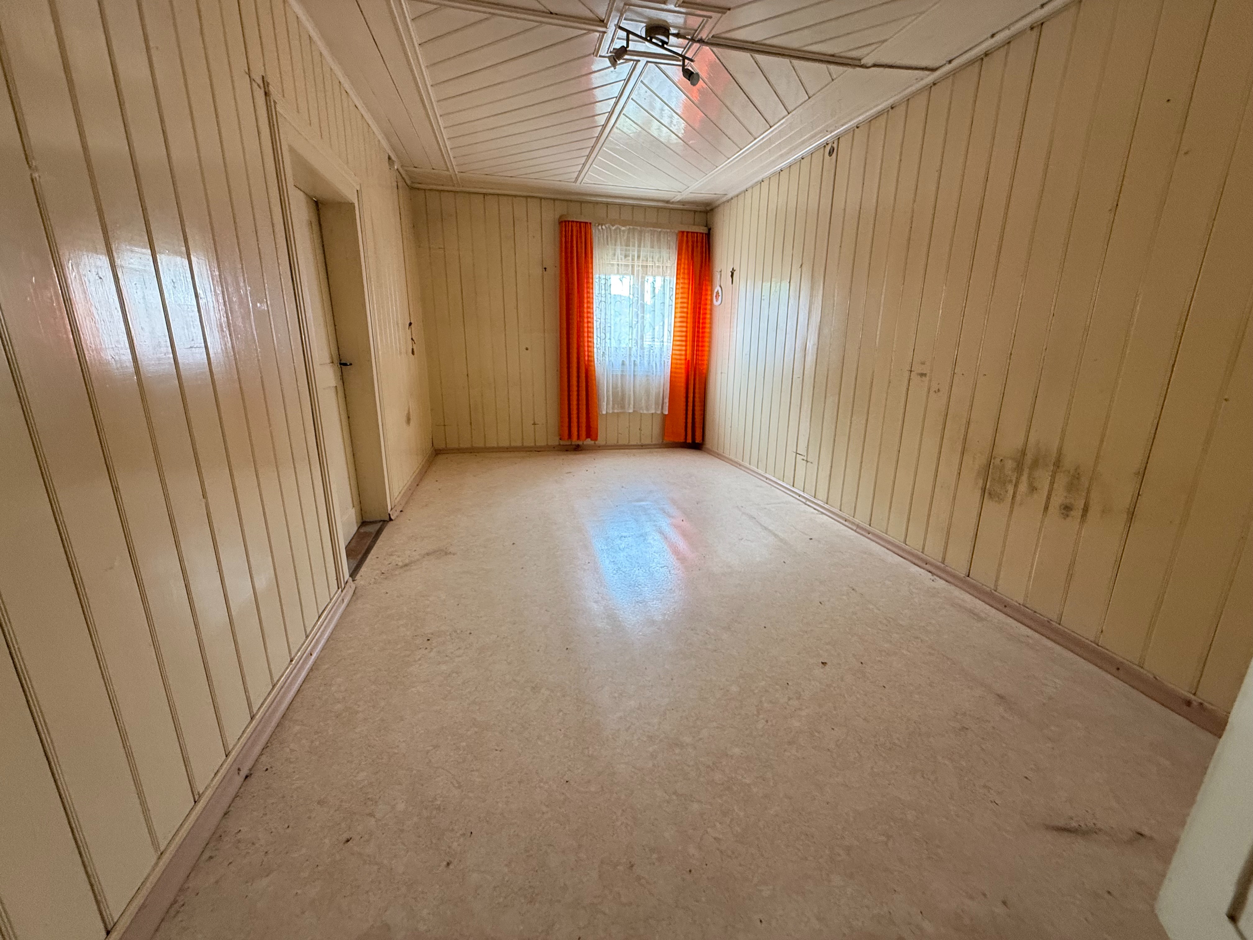 Sanierungsbedürftiges Bauernhaus in einem Teilort von Isny * 900 m² Wohn- und Nutzfläche * – Isny im Allgäu – Vorschaubild 13