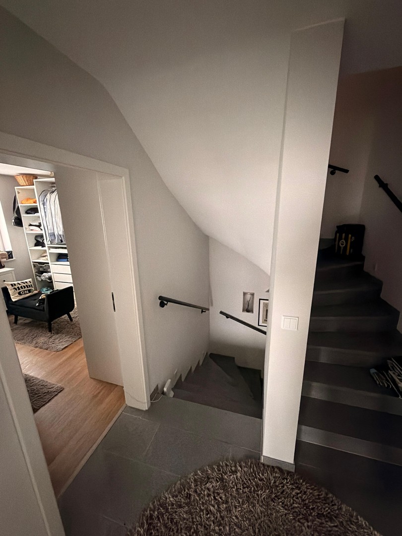 Perfektes Familienhaus: Moderne Doppelhaushälfte mit Garten, 3 Etagen & Top-Ausstattung – Bruchköbel – Vorschaubild 13