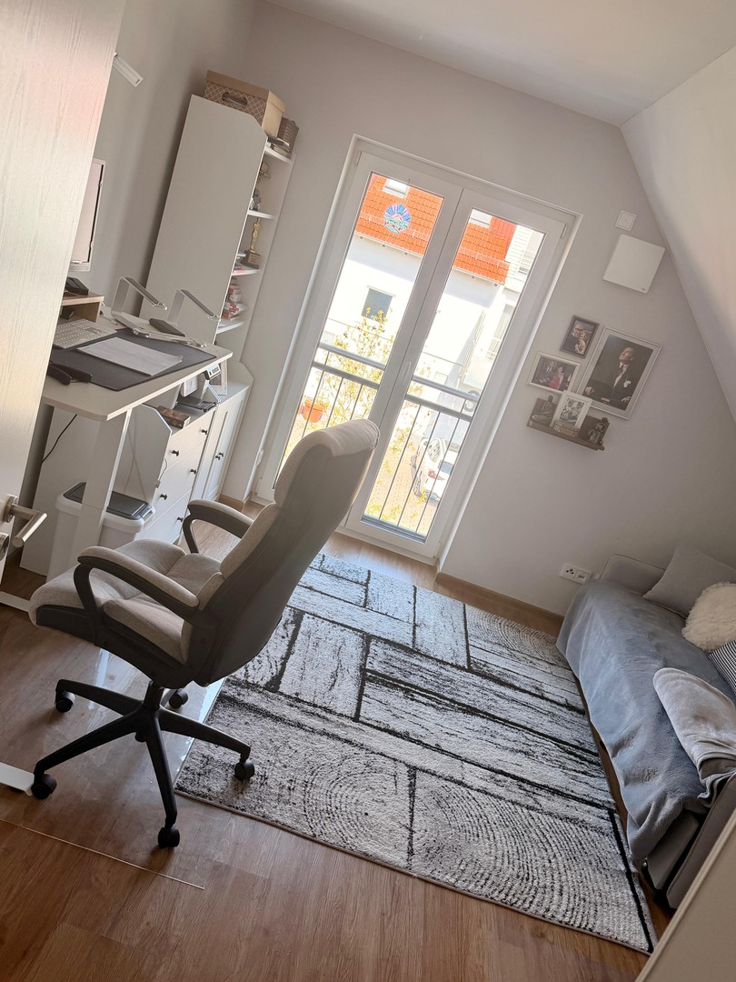 Perfektes Familienhaus: Moderne Doppelhaushälfte mit Garten, 3 Etagen & Top-Ausstattung – Bruchköbel – Vorschaubild 15