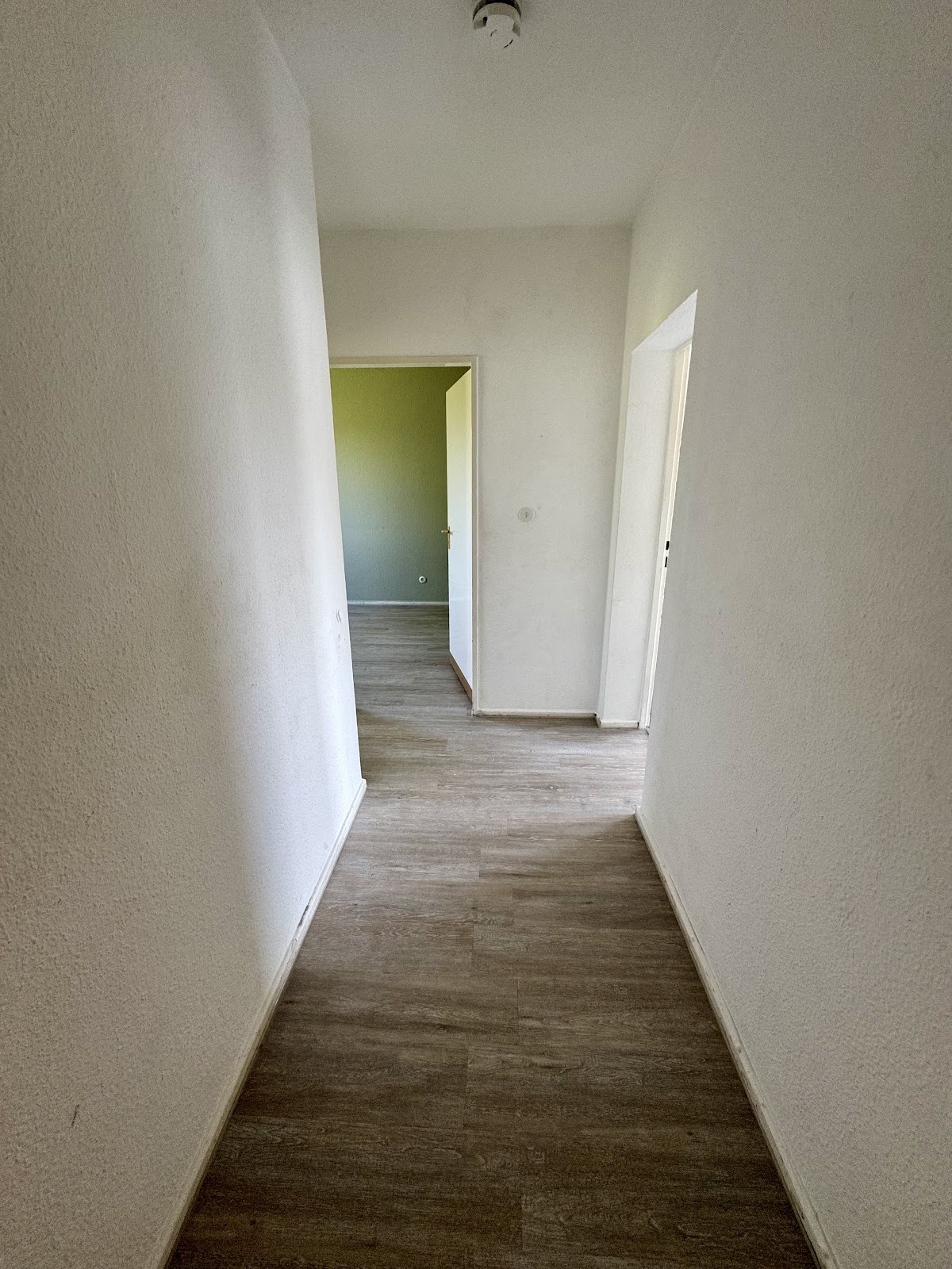 2 Zimmer Wohnung in Delmenhorst- Gutschein für Eigenrenovierung!!! – Delmenhorst – Vorschaubild 7