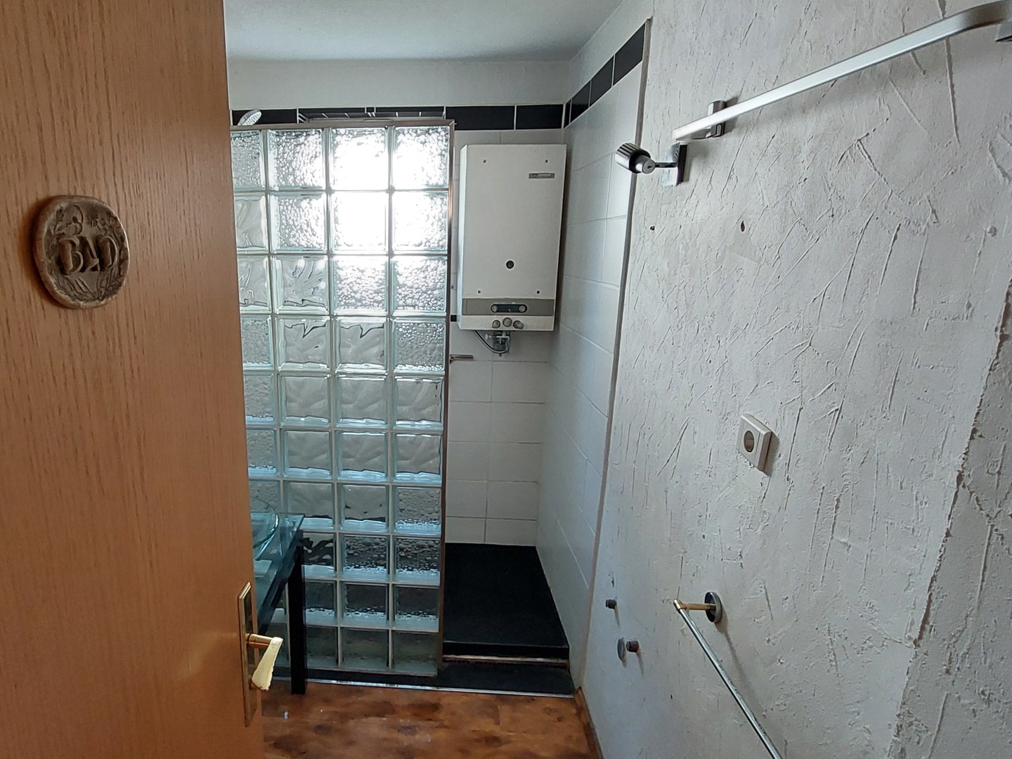 3-Fam.Haus - zentral, ruhig, hell, freistehend, gedämmte Fassade, unvermietet, provisionsfrei – Herrenberg – Vorschaubild 4