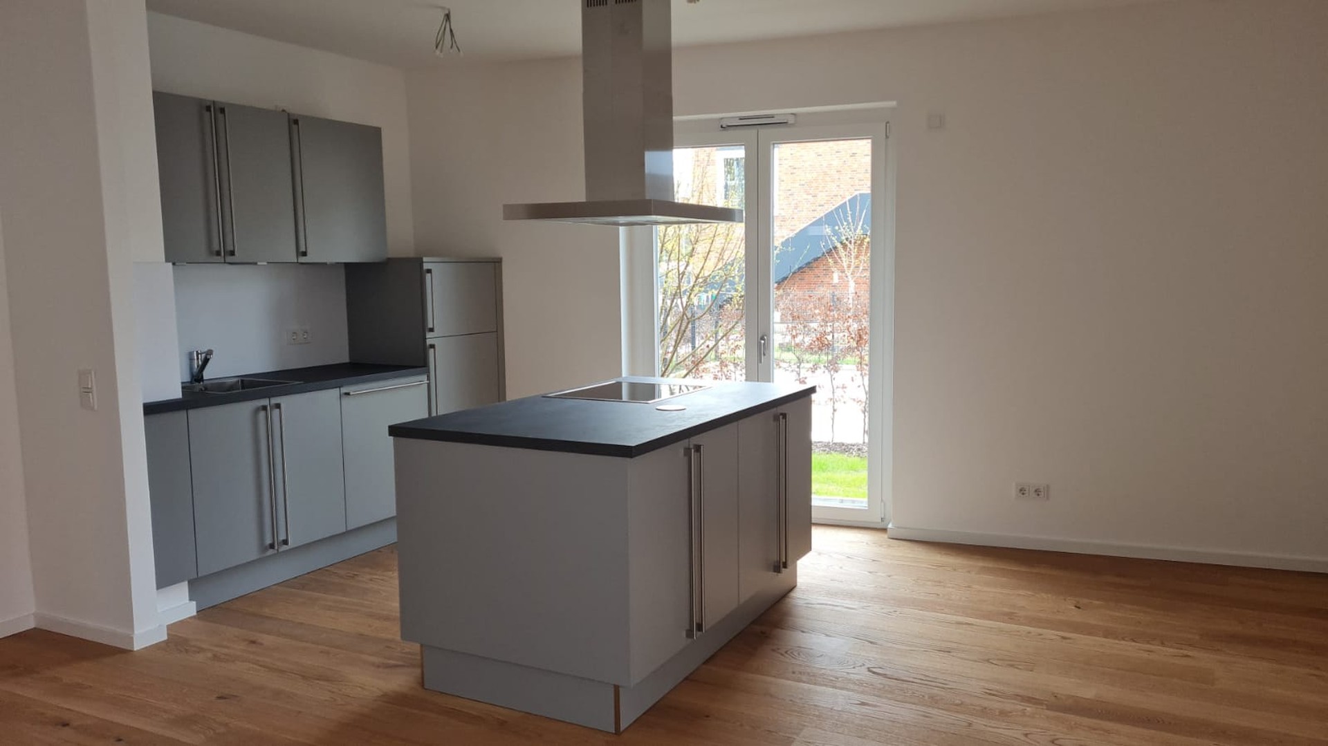 exklusive neuwertige 3 Zimmer Wohnung im Constantin Quartier in der List mit Tiefgaragenstellplatz – Hannover – Vorschaubild 4