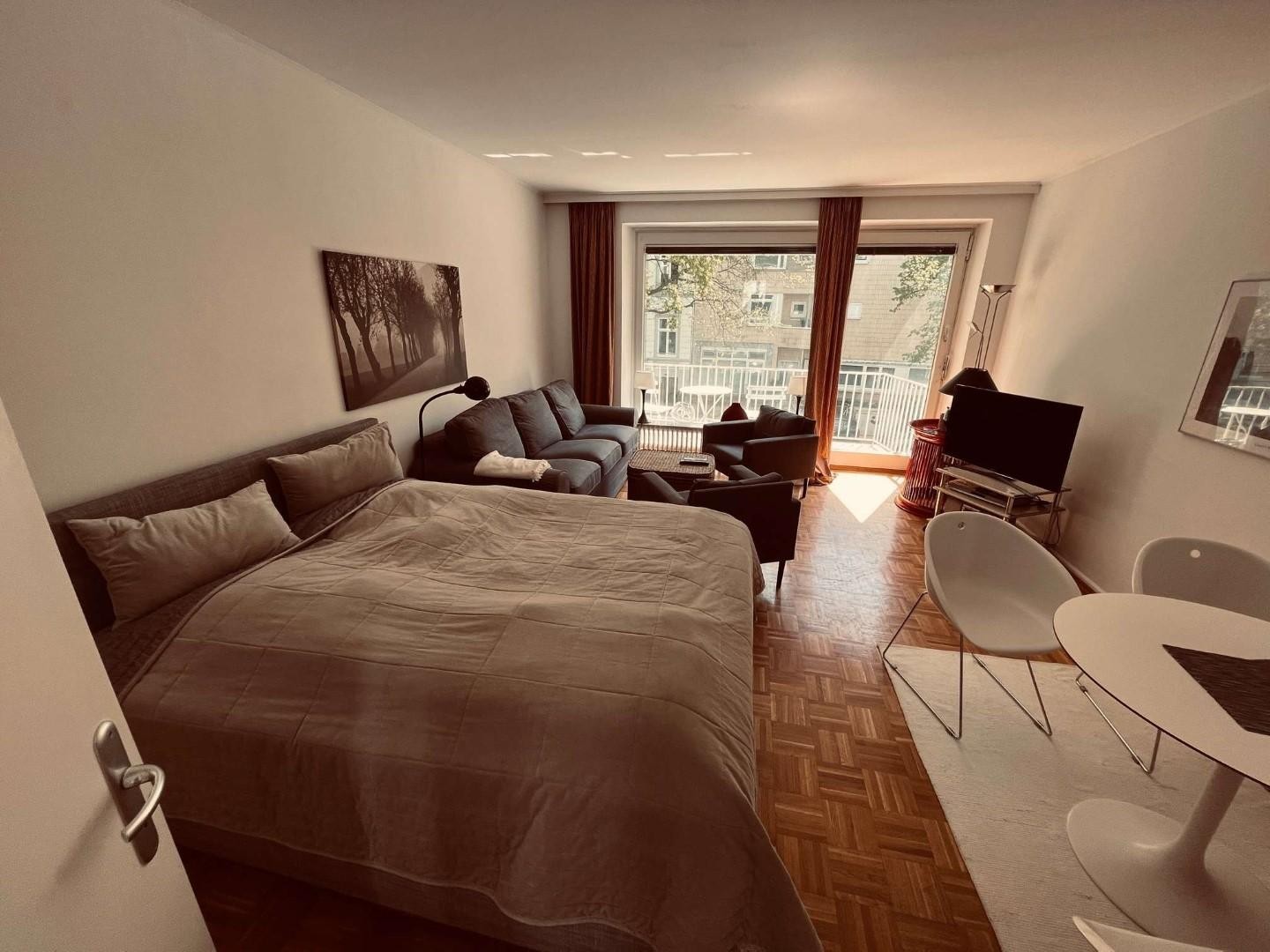 Helle 1-Zimmer-Wohnung mit Teil-Alsterblick - nur 50m zur Alster – Hamburg – Vorschaubild 5
