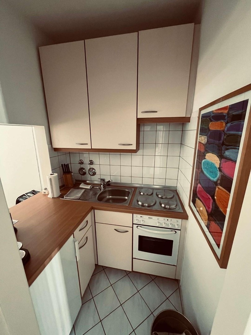 Helle 1-Zimmer-Wohnung mit Teil-Alsterblick - nur 50m zur Alster – Hamburg – Vorschaubild 14