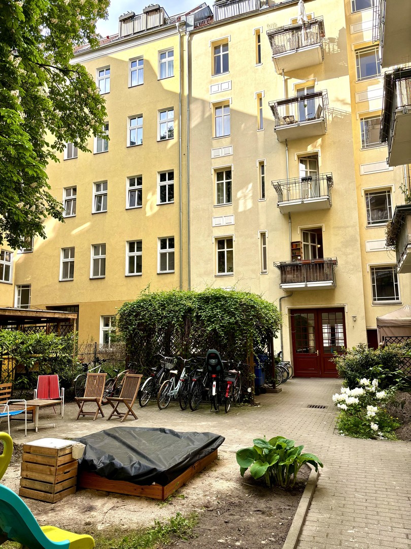 Helle 3-Zimmer-Wohnung mit Balkon & Grünblick im ruhigen Gartenhaus – Boxhagener Kiez – Berlin – Vorschaubild 18